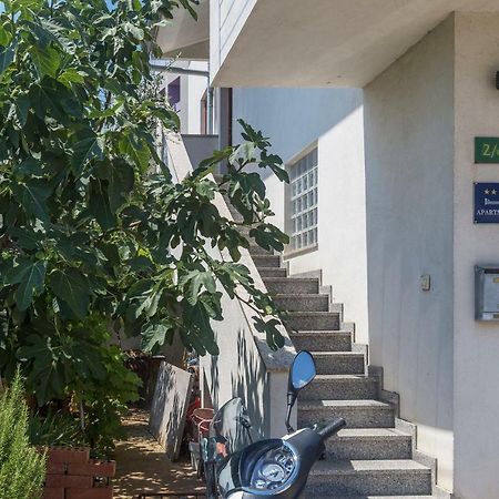 Apartmani Suzi Pula Luaran gambar