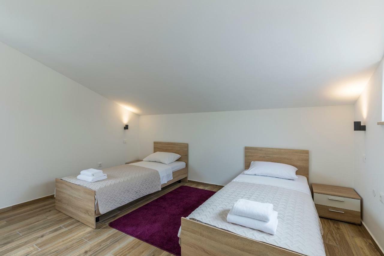 Apartmani Suzi Pula Luaran gambar